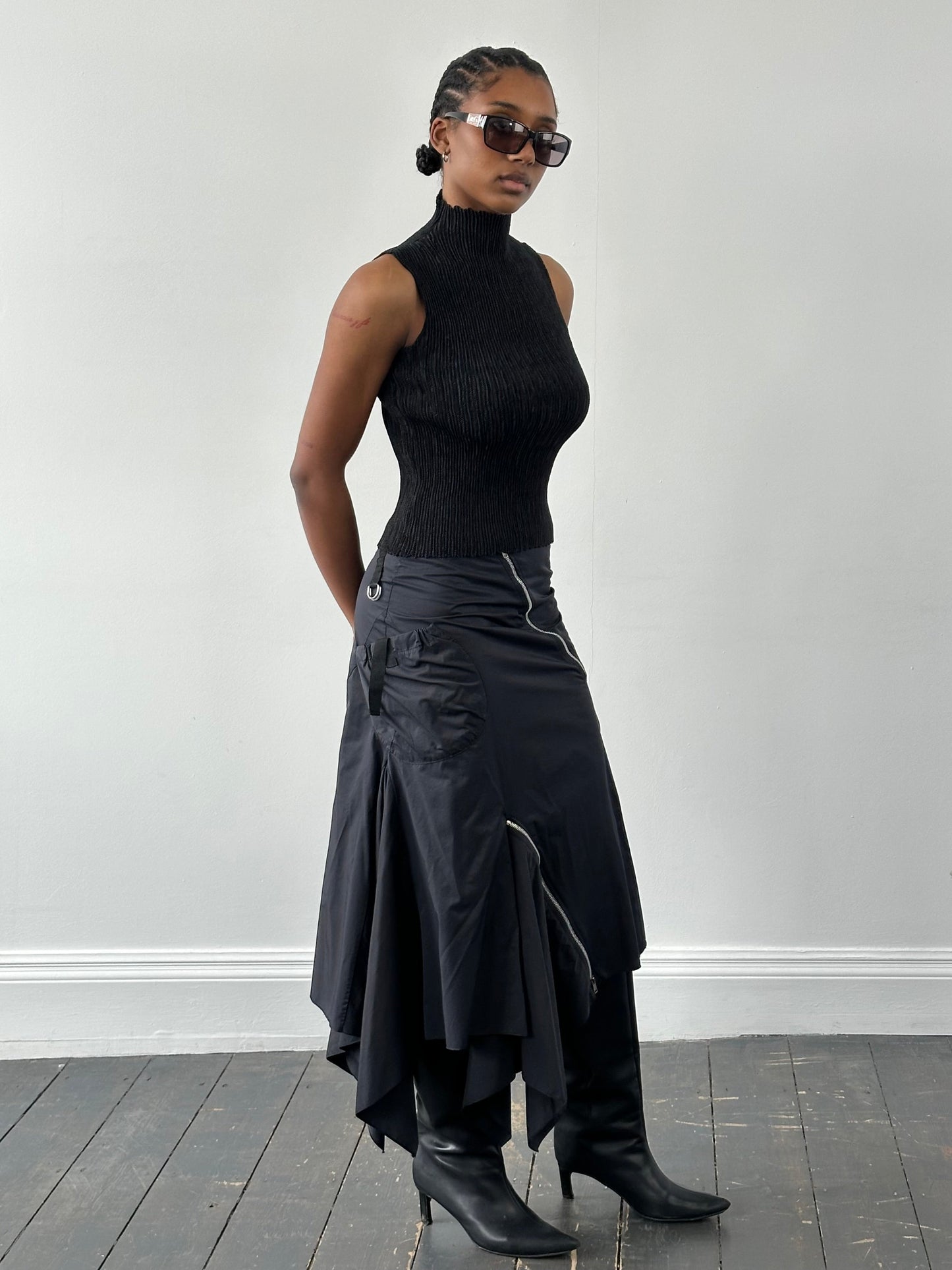 Vintage 1990s Cotton Multi Zip Ruffle Skirt – W28