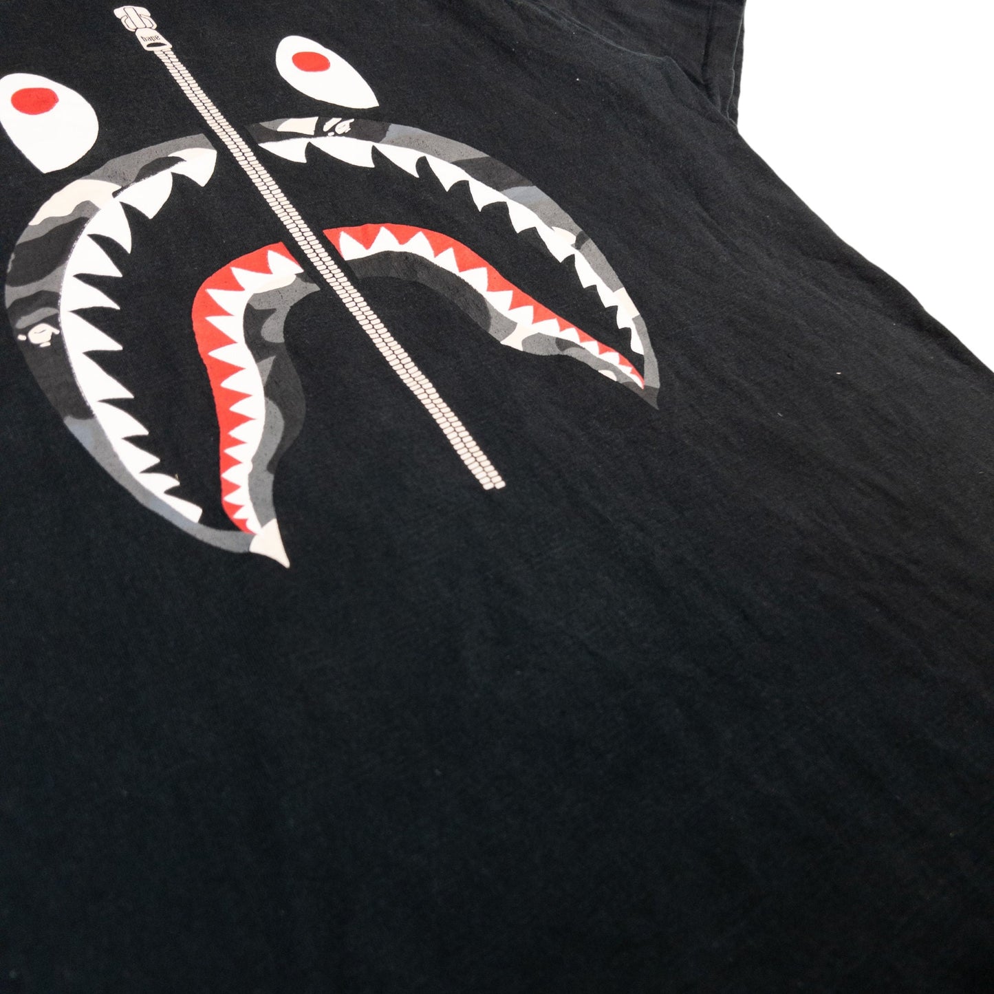 Vintage BAPE Shark Graphic T Shirt Size L