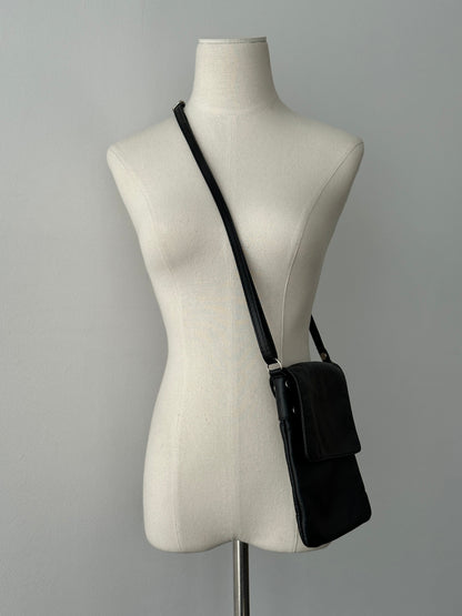 Italian Vintage 1990s Leather Crossbody Bag