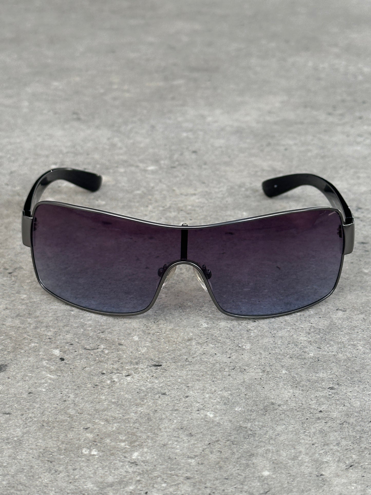 Guess 2000s Oversized Shield Logo Sunglasses
