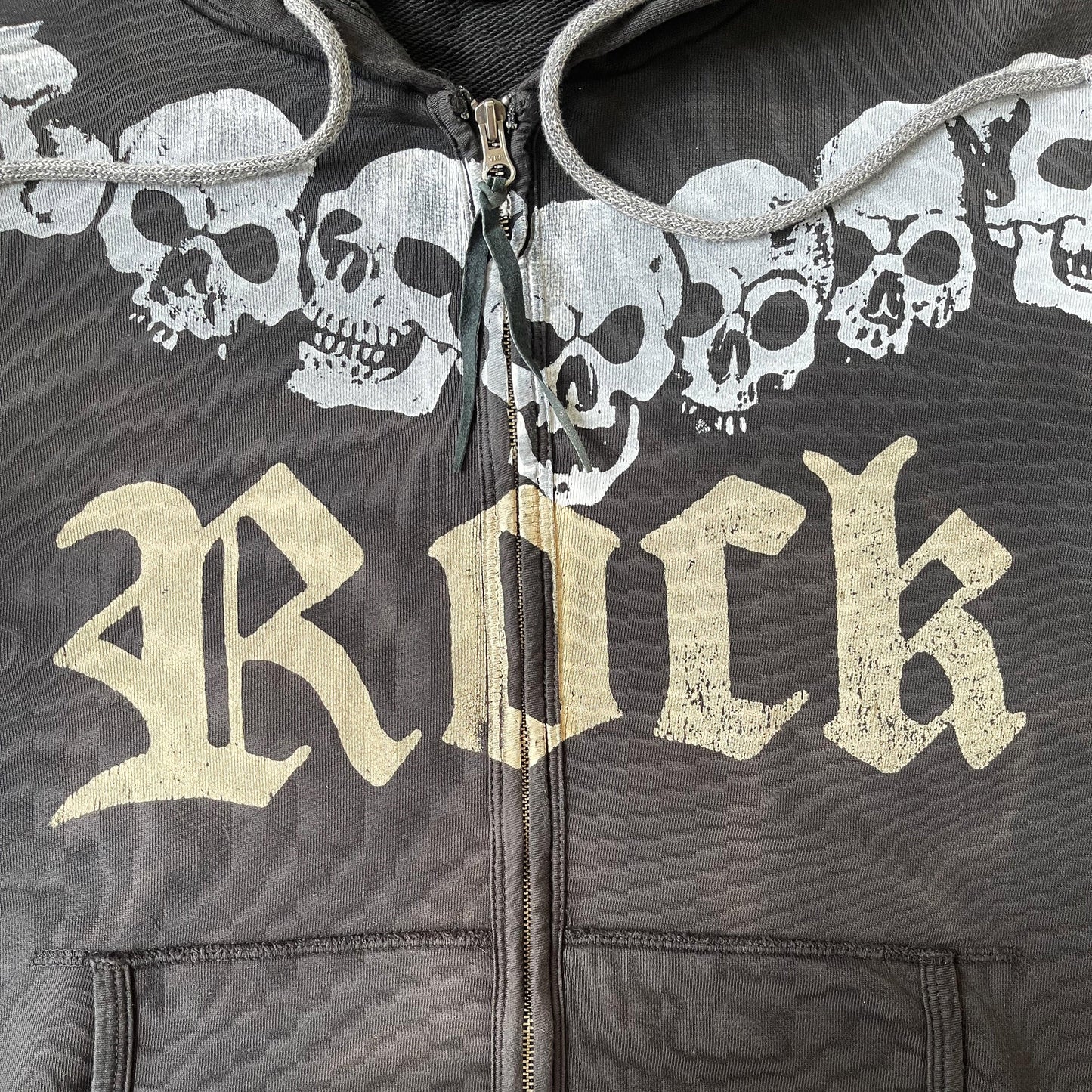 The Great China Wall 'Rock' Hoodie - L