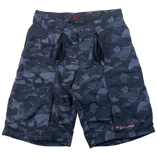 Vintage 2000s Oakley Camo Padded Cycling Shorts Size W33 | W33, Camo