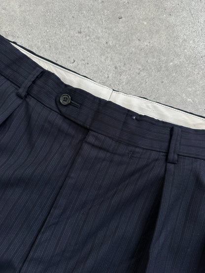 Burberry London 1990s pure wool striped suit, size 42S/W34, featuring classic tailored fit and bold horizontal stripes.