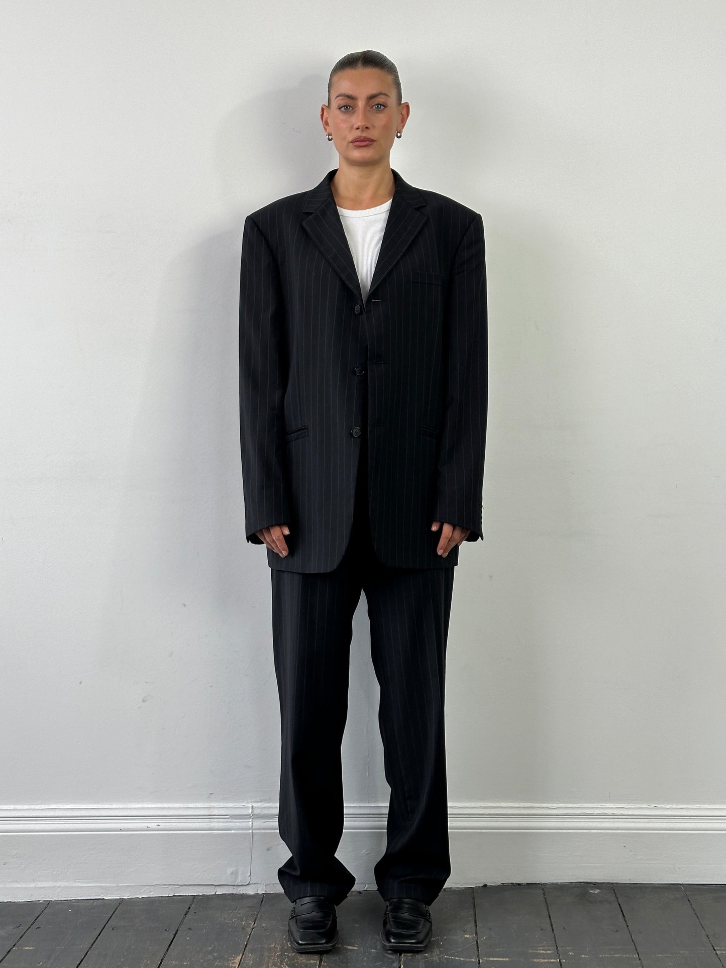 Versace Classic Stripe Pure Wool Single Breasted Suit 44R/W32