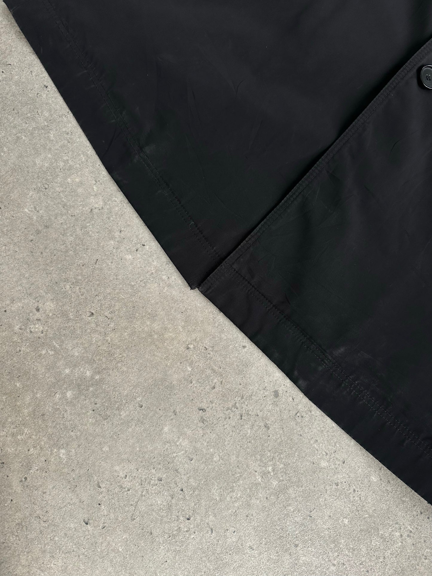 Hugo Boss 2000s Waterproof Trench Coat - L