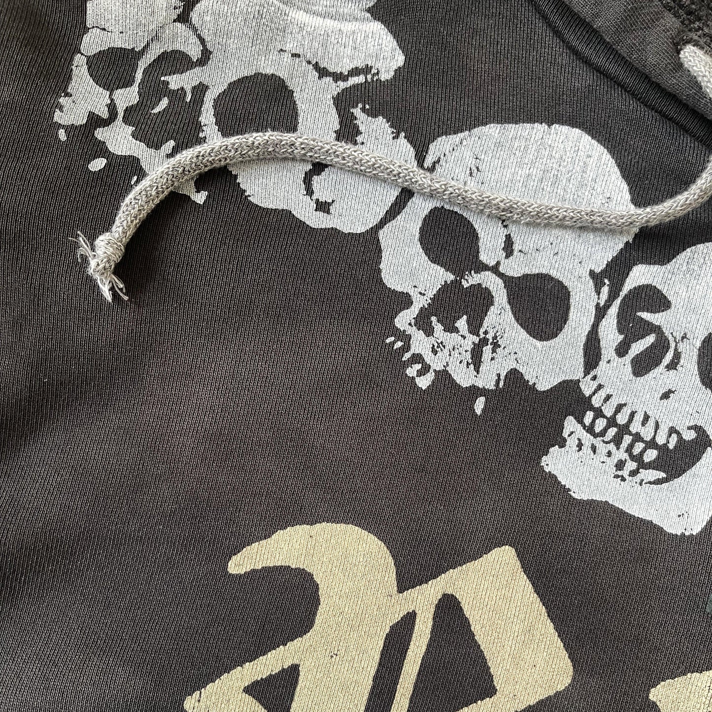 The Great China Wall 'Rock' Hoodie - L