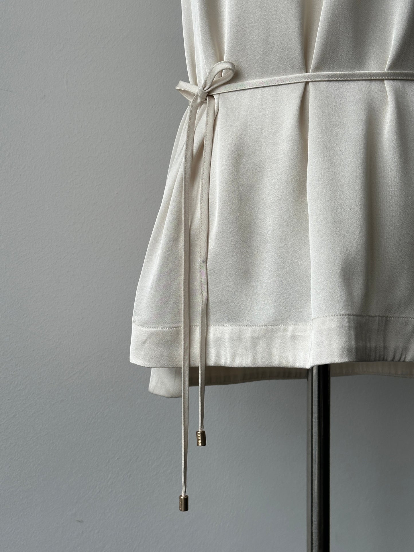DKNY 2000s Satin Tie Belt Sleeveless Top - S