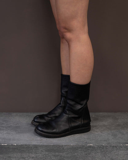 RICK OWENS BOOTS (EU 40, FITS LIKE 41)