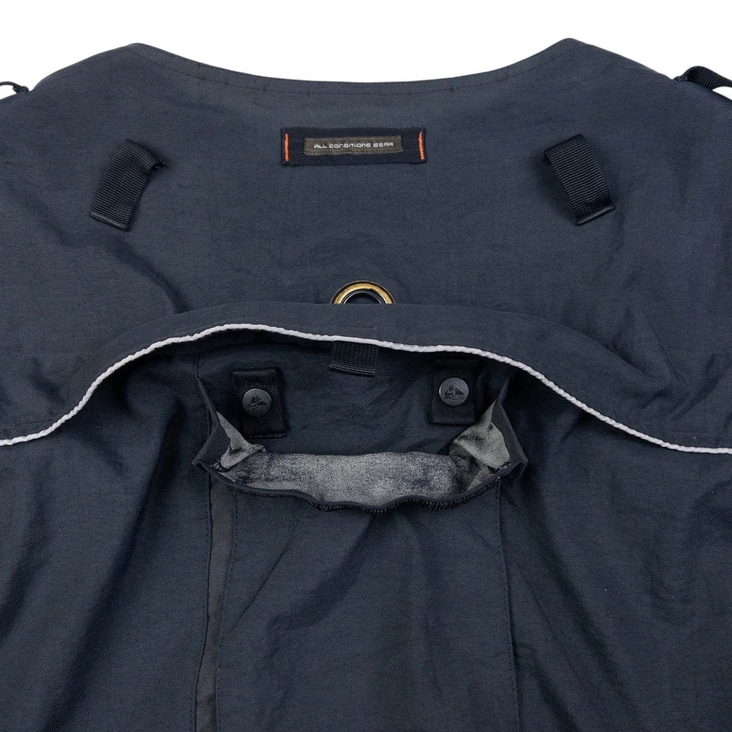 Vintage Nike ACG Cargo Vest Gilet Size L