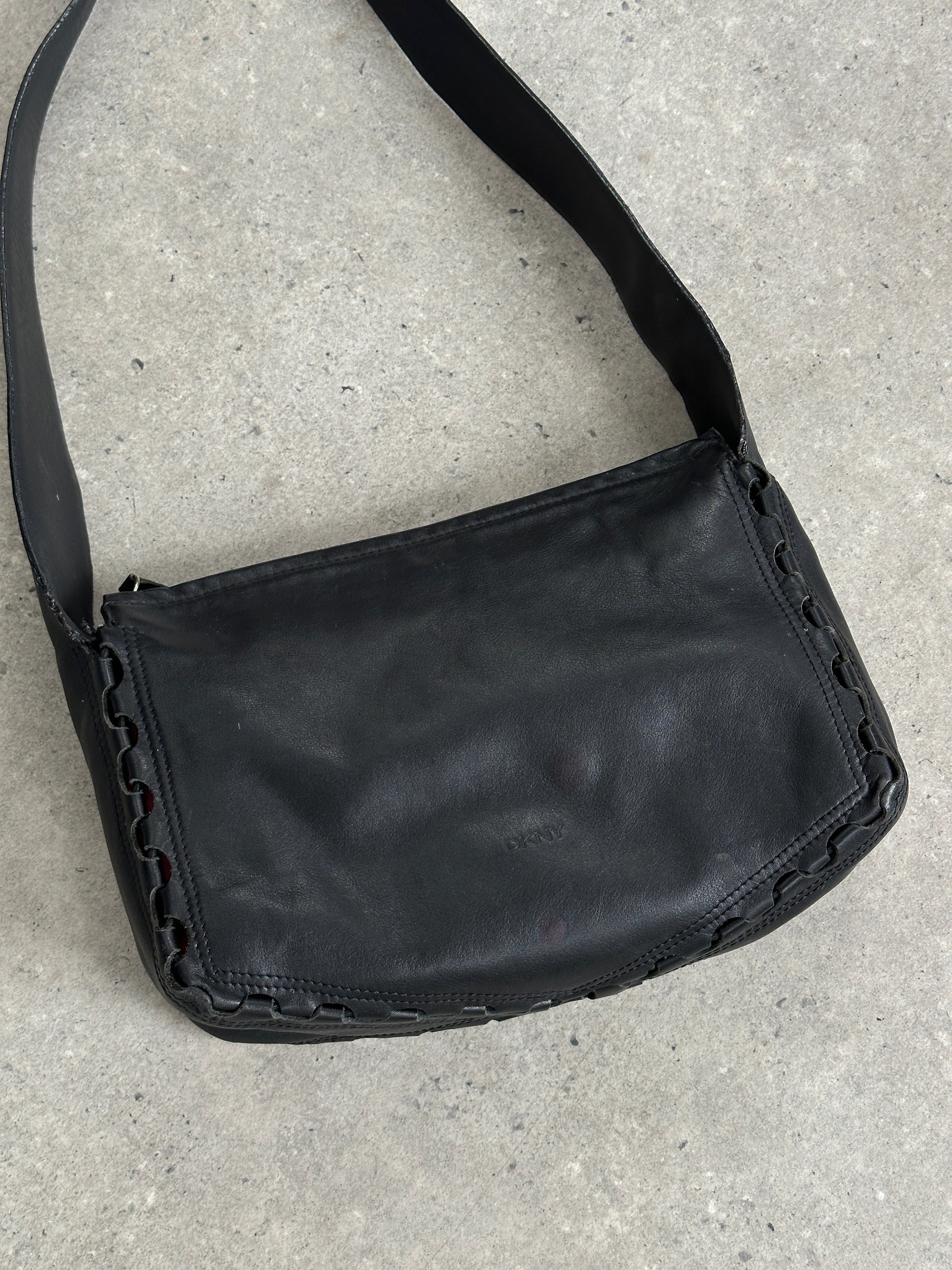 DKNY 2000s Leather Crossbody Bag
