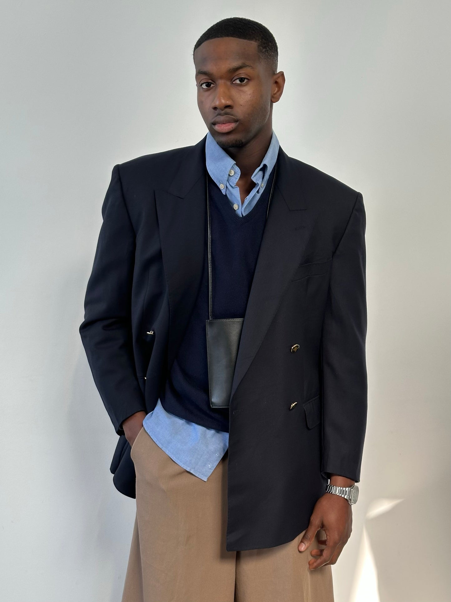 Burberry 1990s bespoke wool double-breasted blazer, in size 42R/XL, featuring classic design and button details.