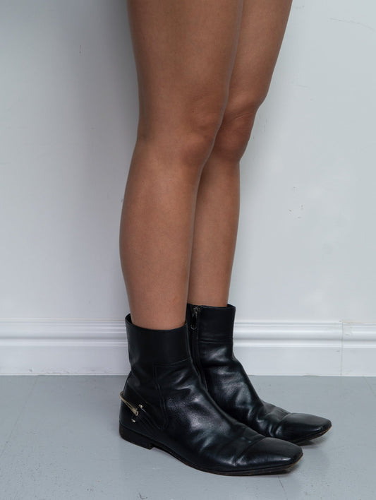GUCCI BOOTS (EU 41)