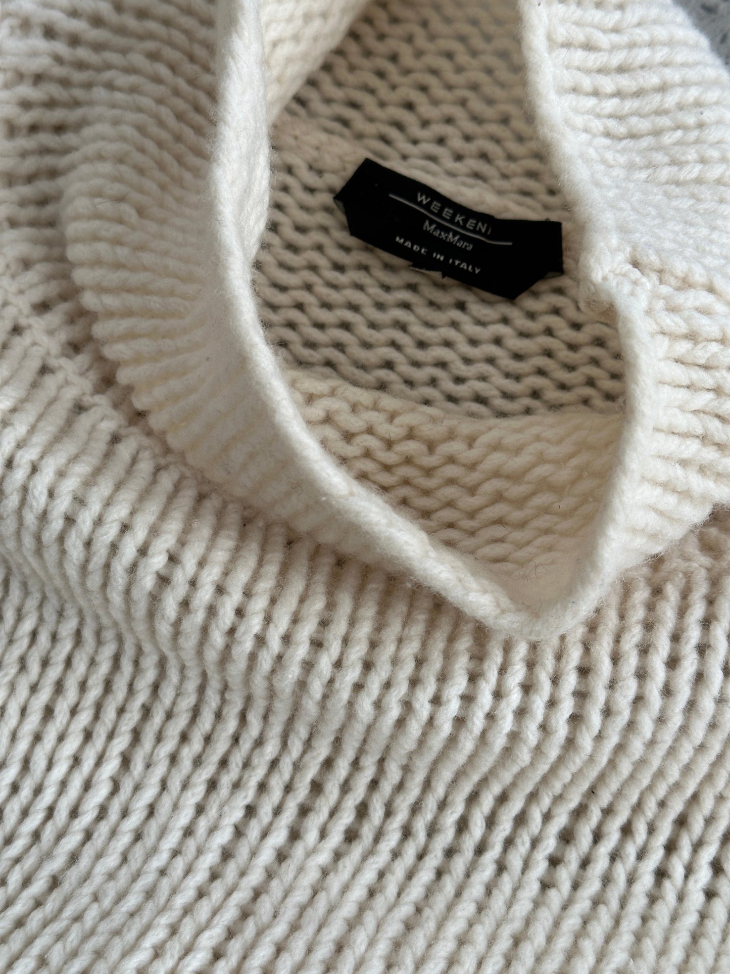 Max Mara Weekend Wool Knitted Crop Roll Neck Jumper - S