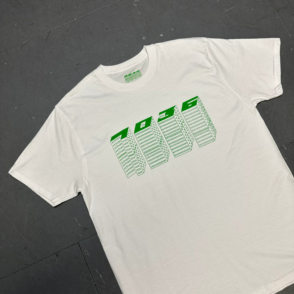 1036 High Rise Tee In White & Green ( L ) - 1036 Emporium