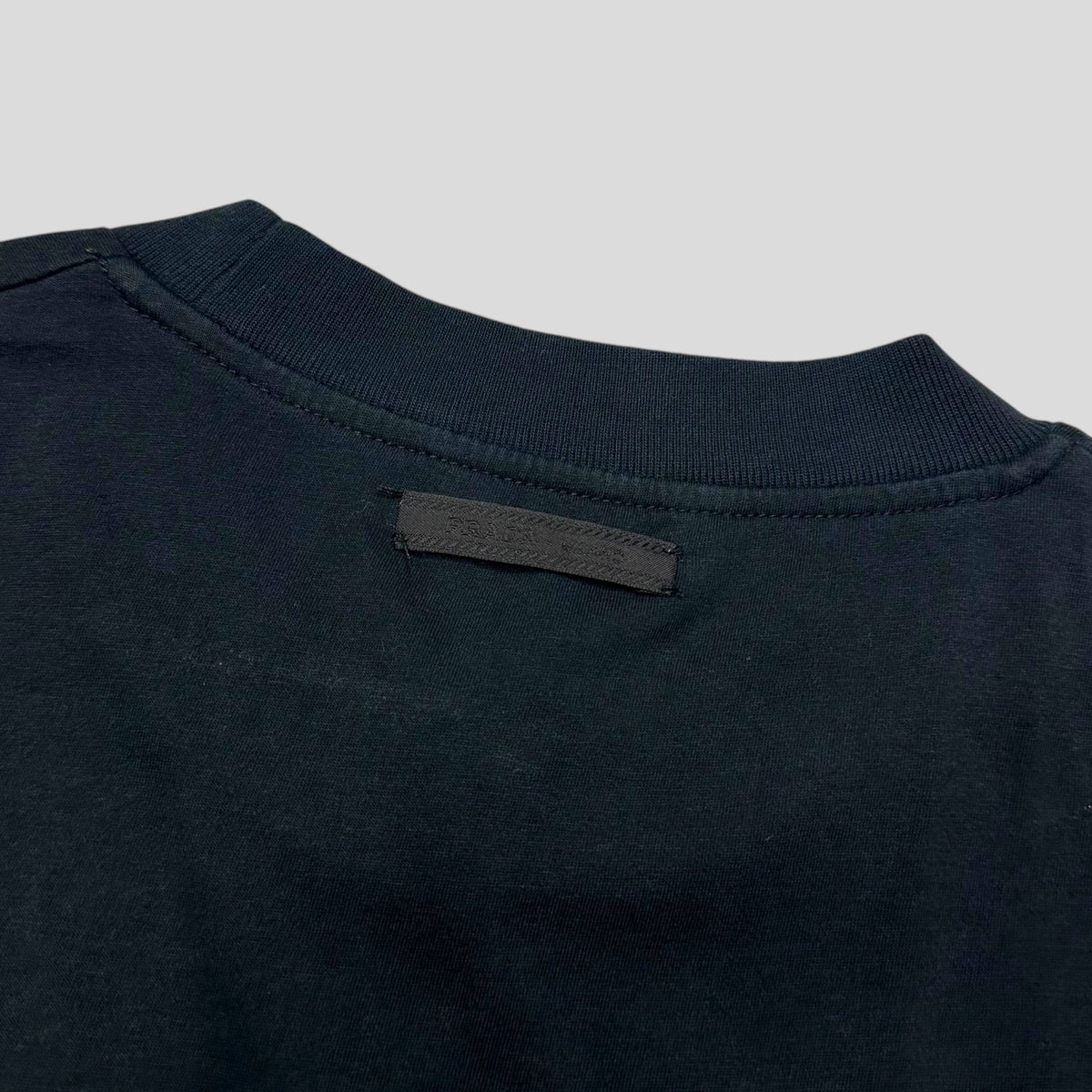 Prada 2013 Camera Appliqué Logo T-shirt - S | Black