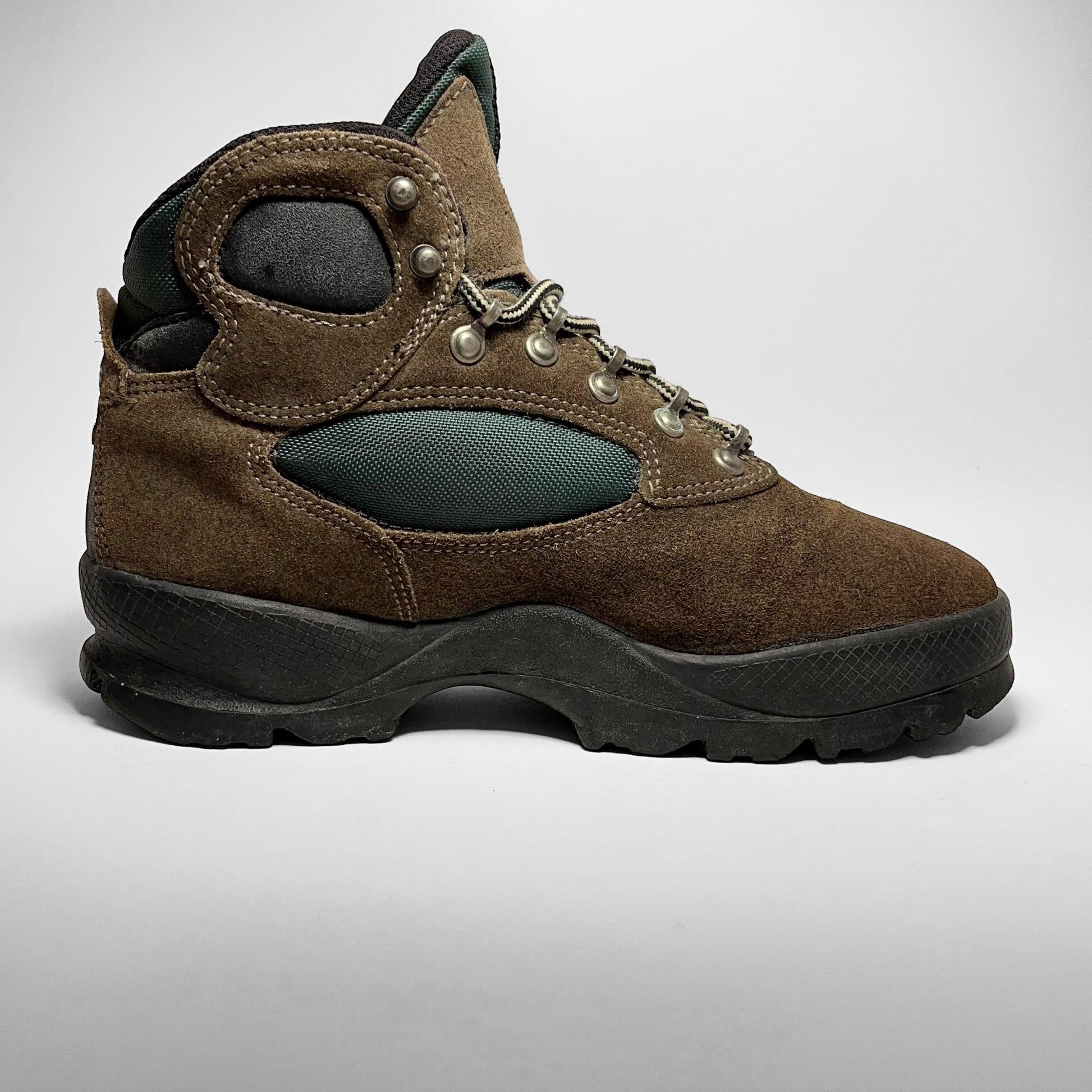 Nike ACG Chugach (1997) - Known Source