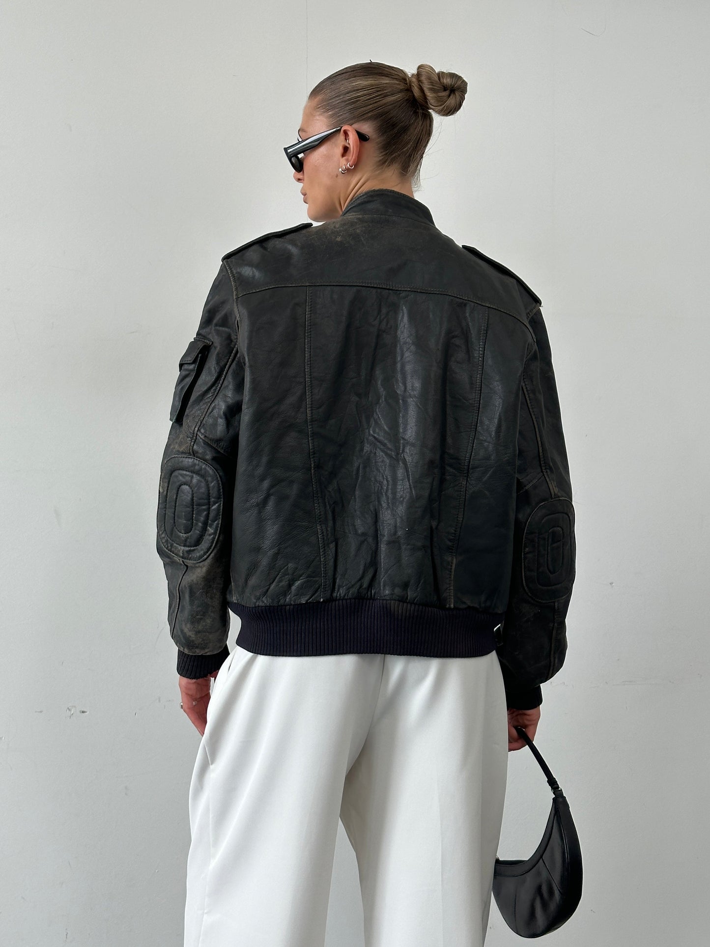 Vintage Distressed Leather Bomber Jacket - M/L