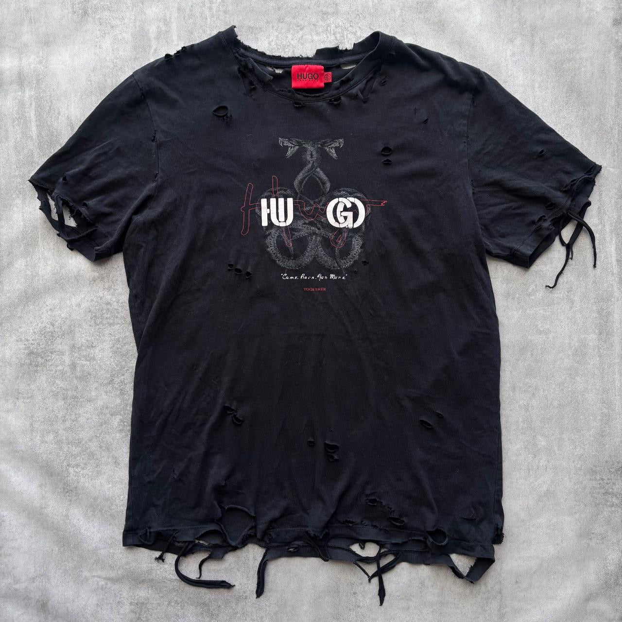 HUGO BOSS DISTRESSED T-SHIRT | O/S, Red