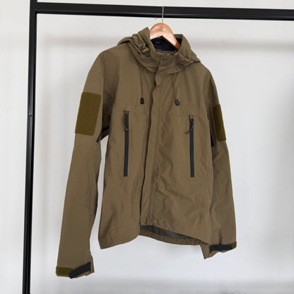 arc’teryx leaf gen one khaki green goretex windbreaker | O/S, Green