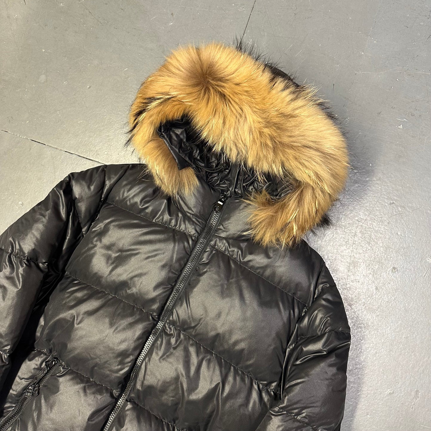 Duvetica Fur Hood Puffer Jacket In Black ( M )