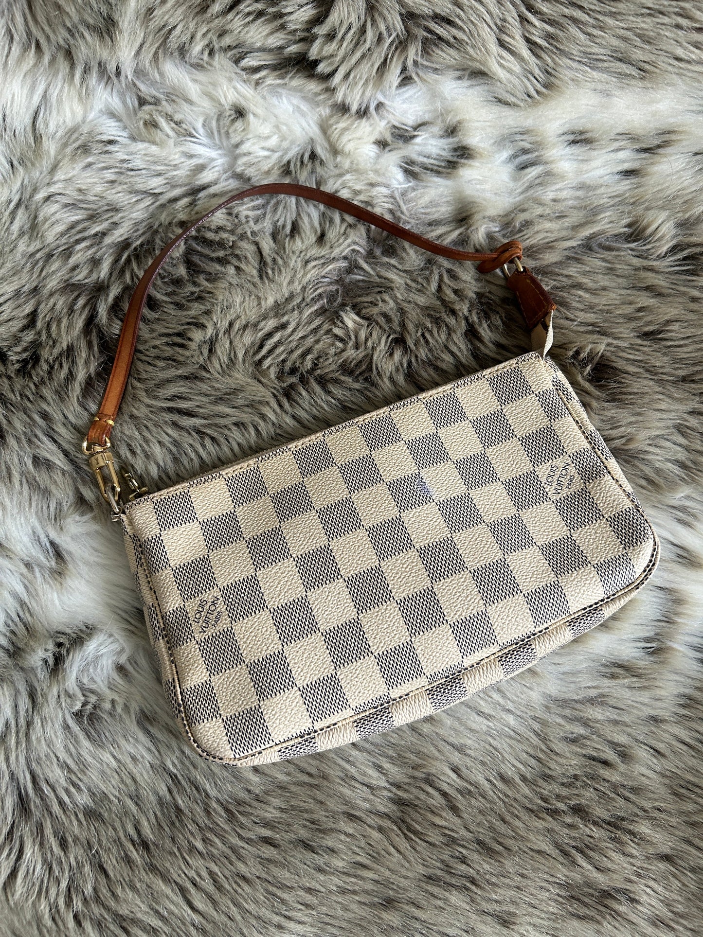 2009 Louis Vuitton Damier Azur Pochette Bag | O/S, Multicoloured