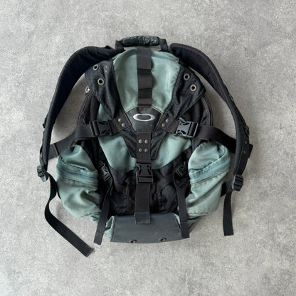 Oakley Software 2000s Icon technical utility backpack (22”x15”)