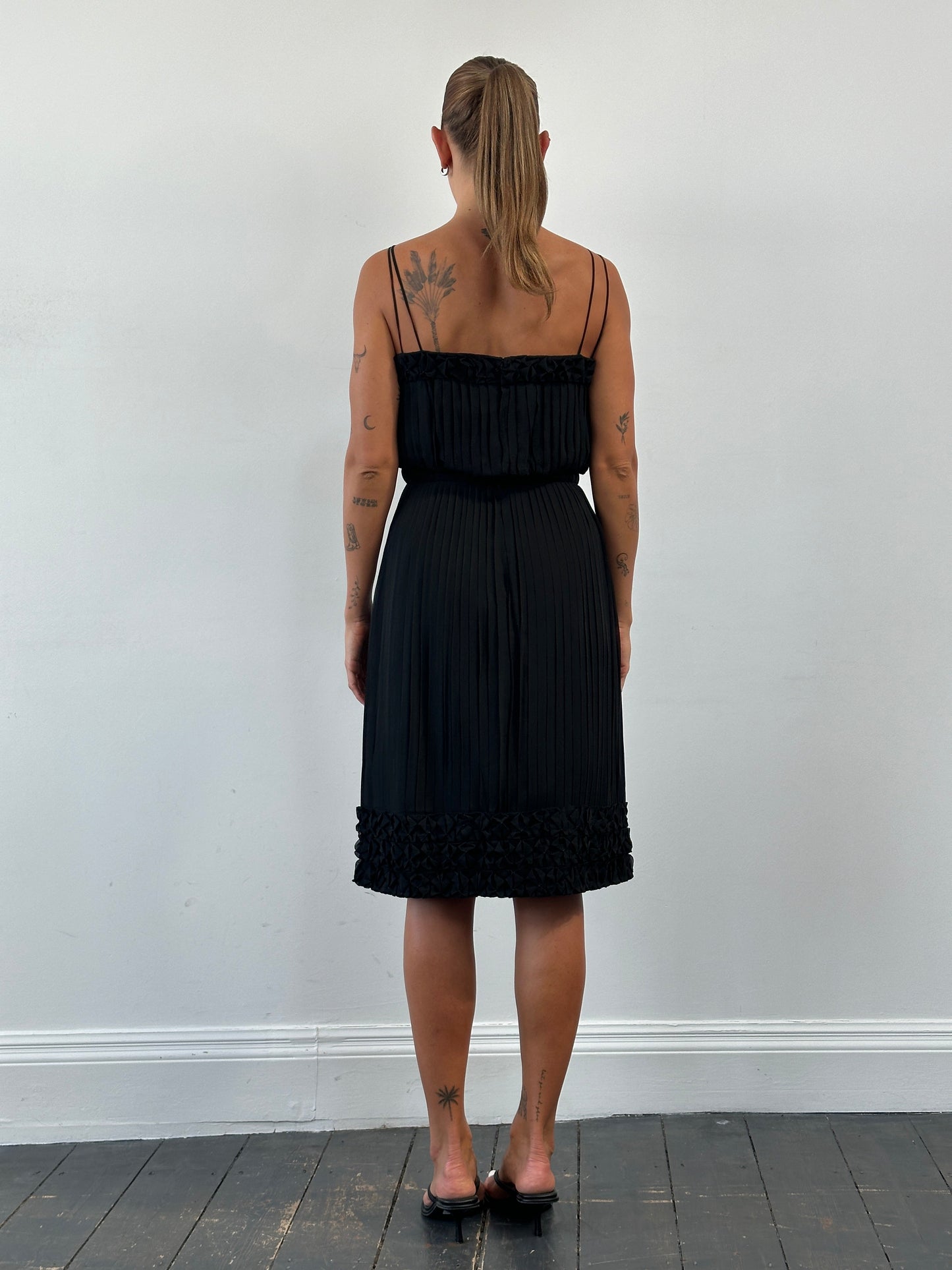 Italian Vintage Pleated Midi Dress - M