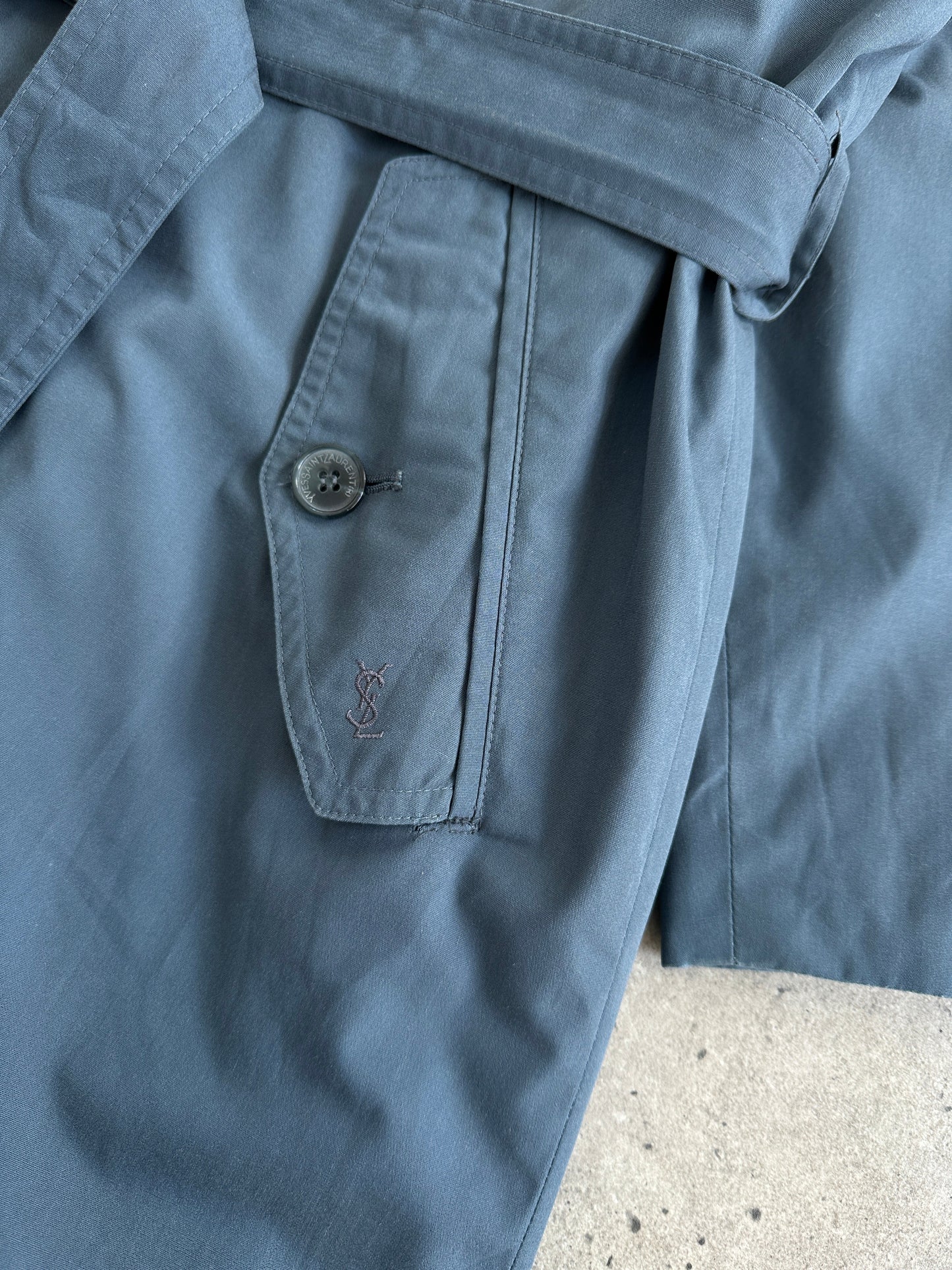 Yves Saint Laurent Diffusion Hommes 1980s Belted Trench Coat - L