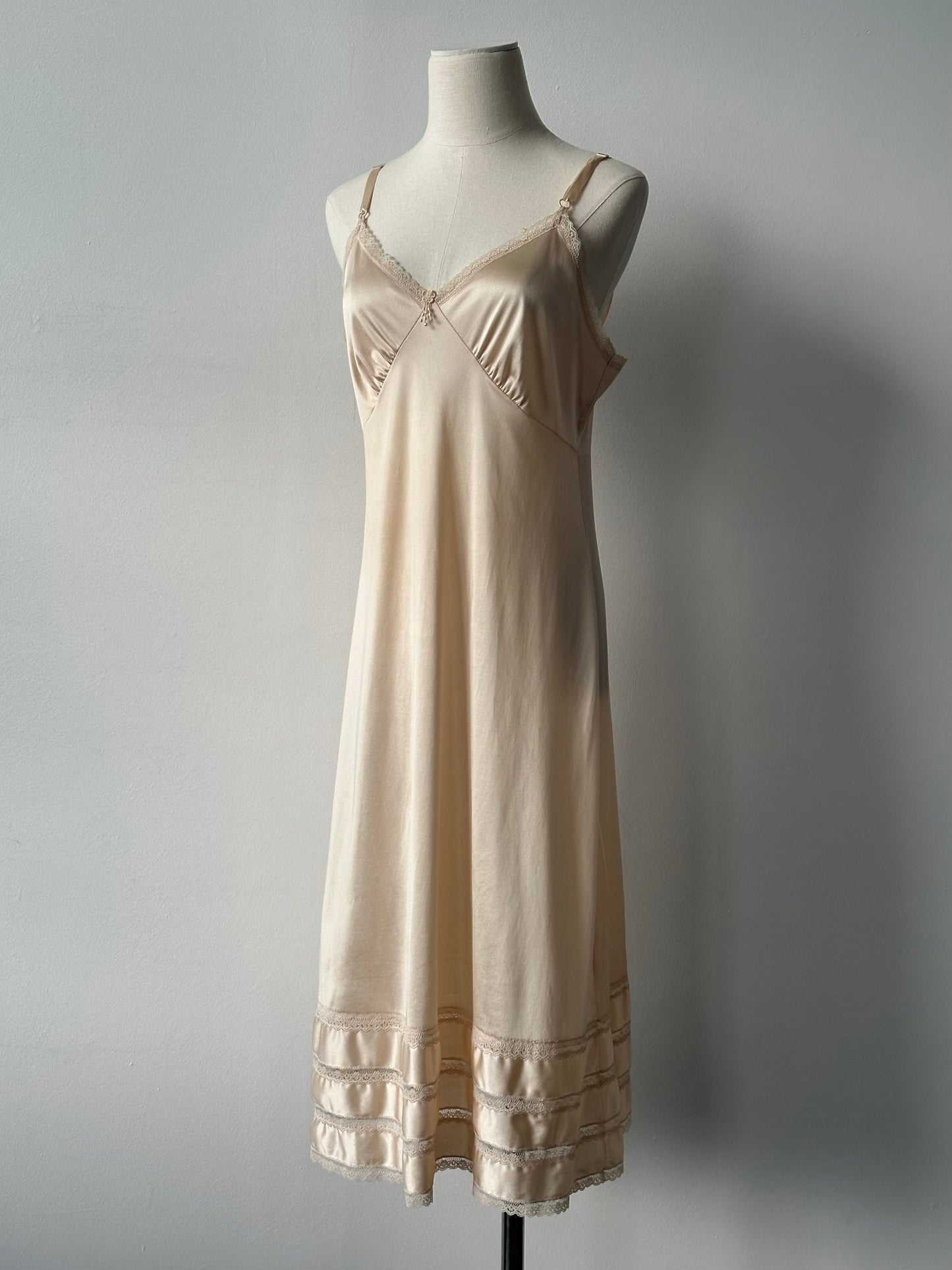 Vintage 1990s Lace Slip Midi Dress - M