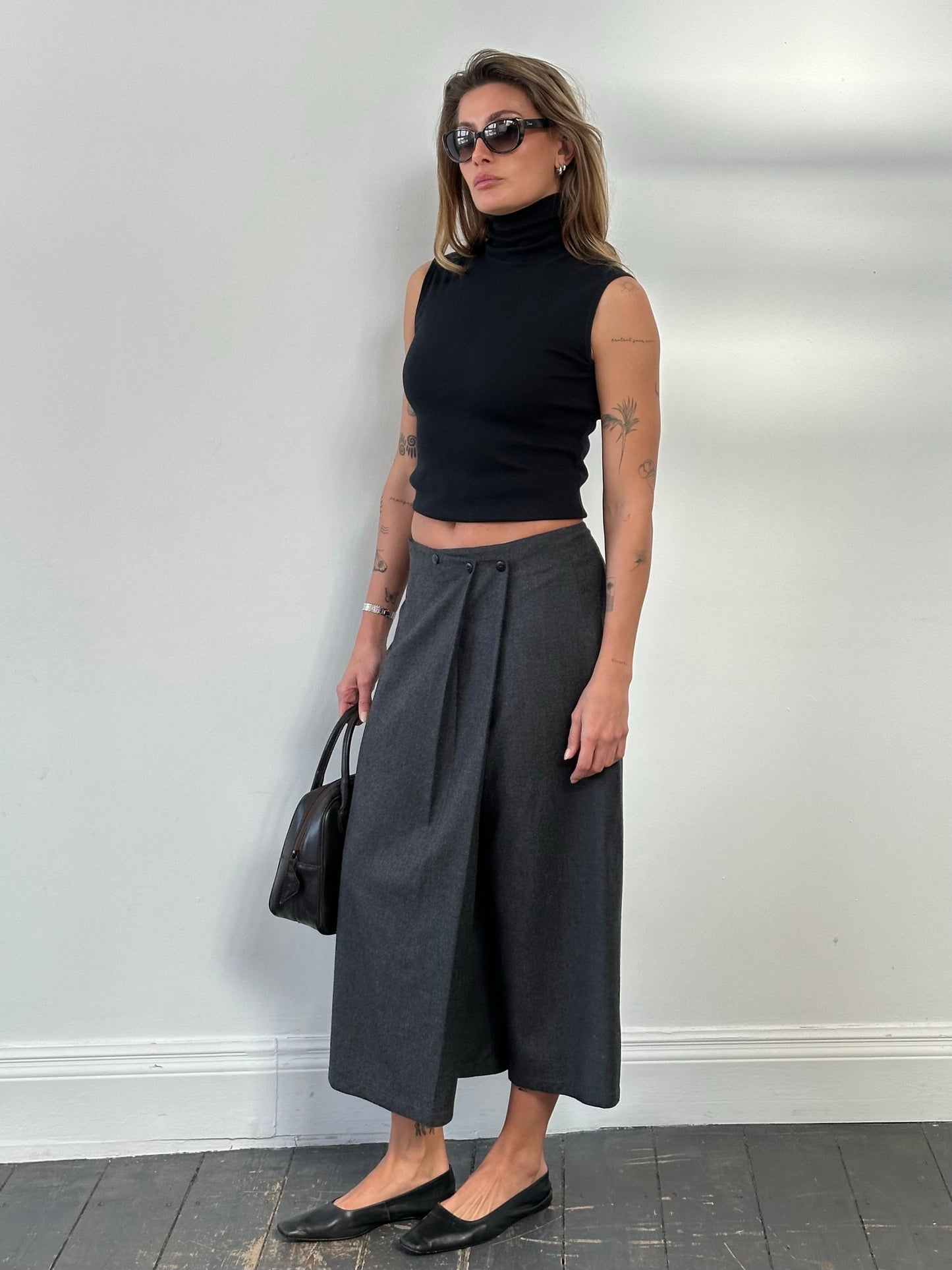 Vintage 1990s Wool Wide Leg Wrap Culottes - W29