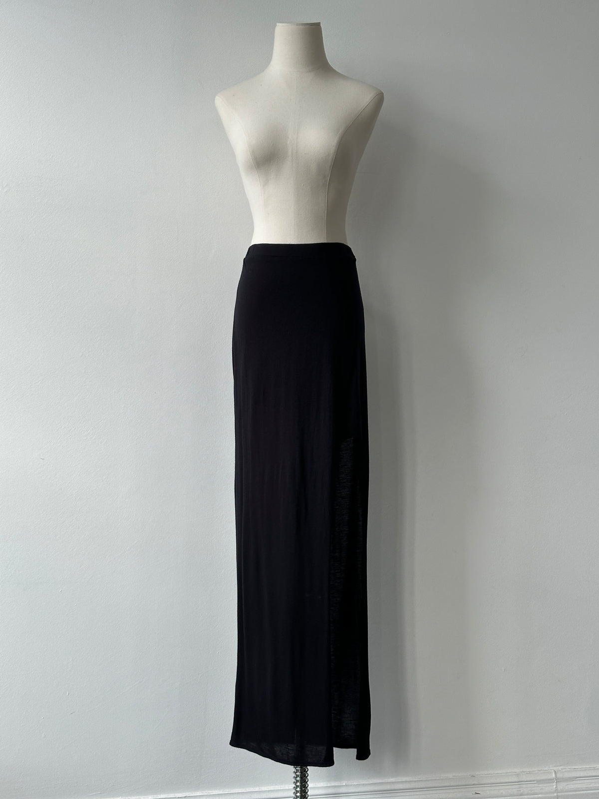 Helmut Lang 2000s side split maxi skirt in black with flowing fabric and high slit, stylish and elegant fashion piece.