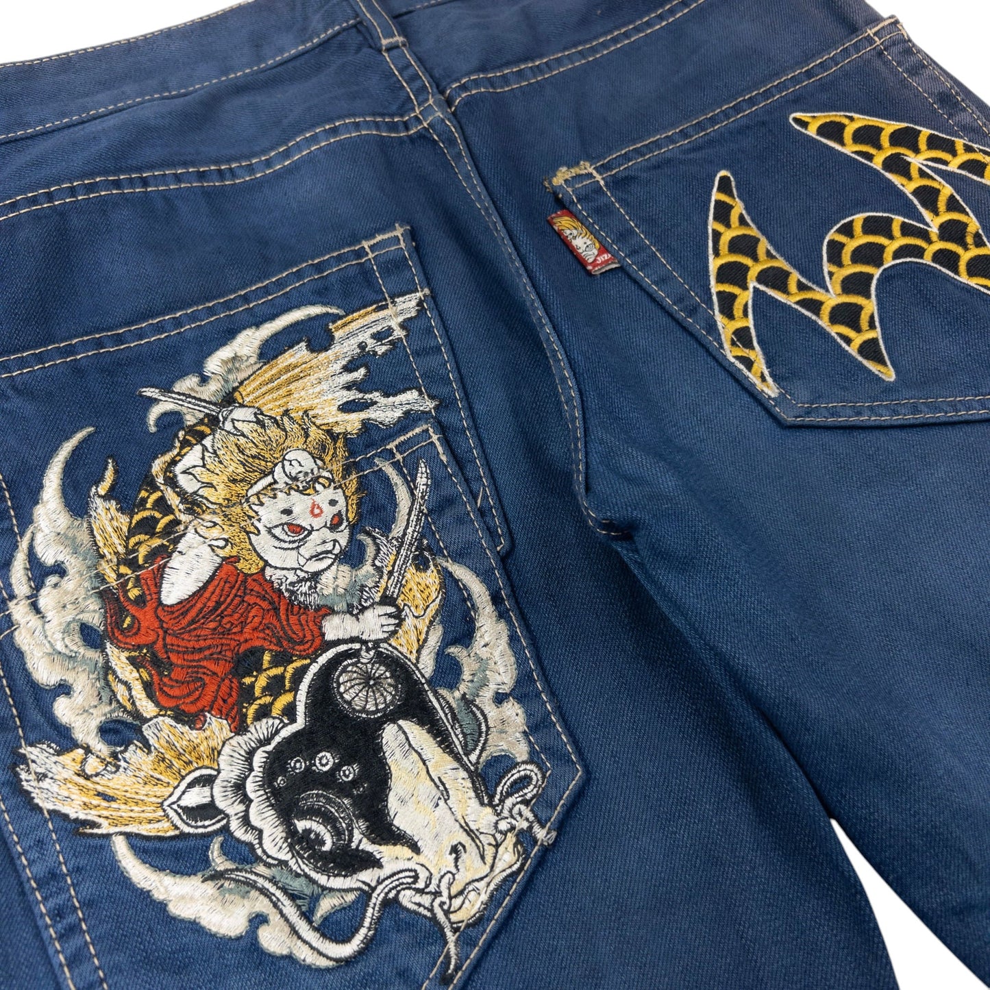 Vintage Jizo Bosatsu Embroidered Koi Fish Troll Japanese Denim Jeans Size W31