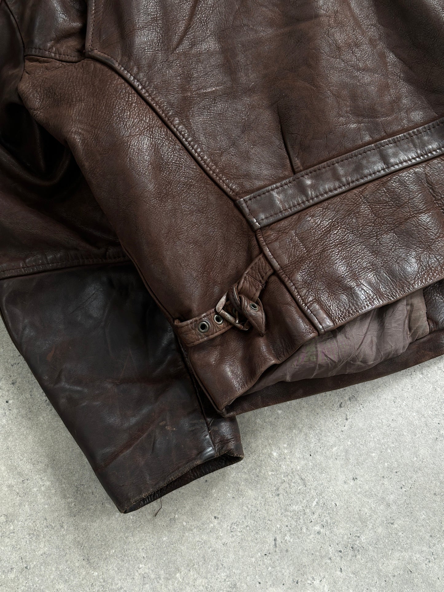 French Vintage 1980s Aged Boxy Leather Jacket - L