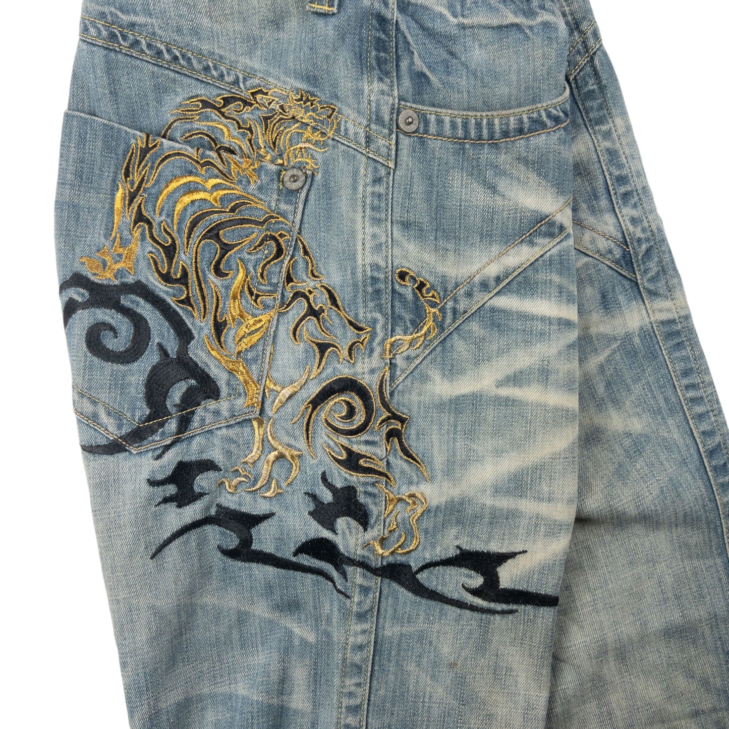 Vintage Big Train Embroidered Tribal Tiger Japanese Denim Jeans Size W35