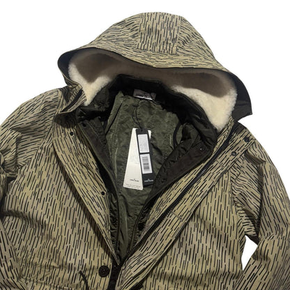Stone Island Naslan Watro Reflective Rain Camo Jacket | Large, Camo