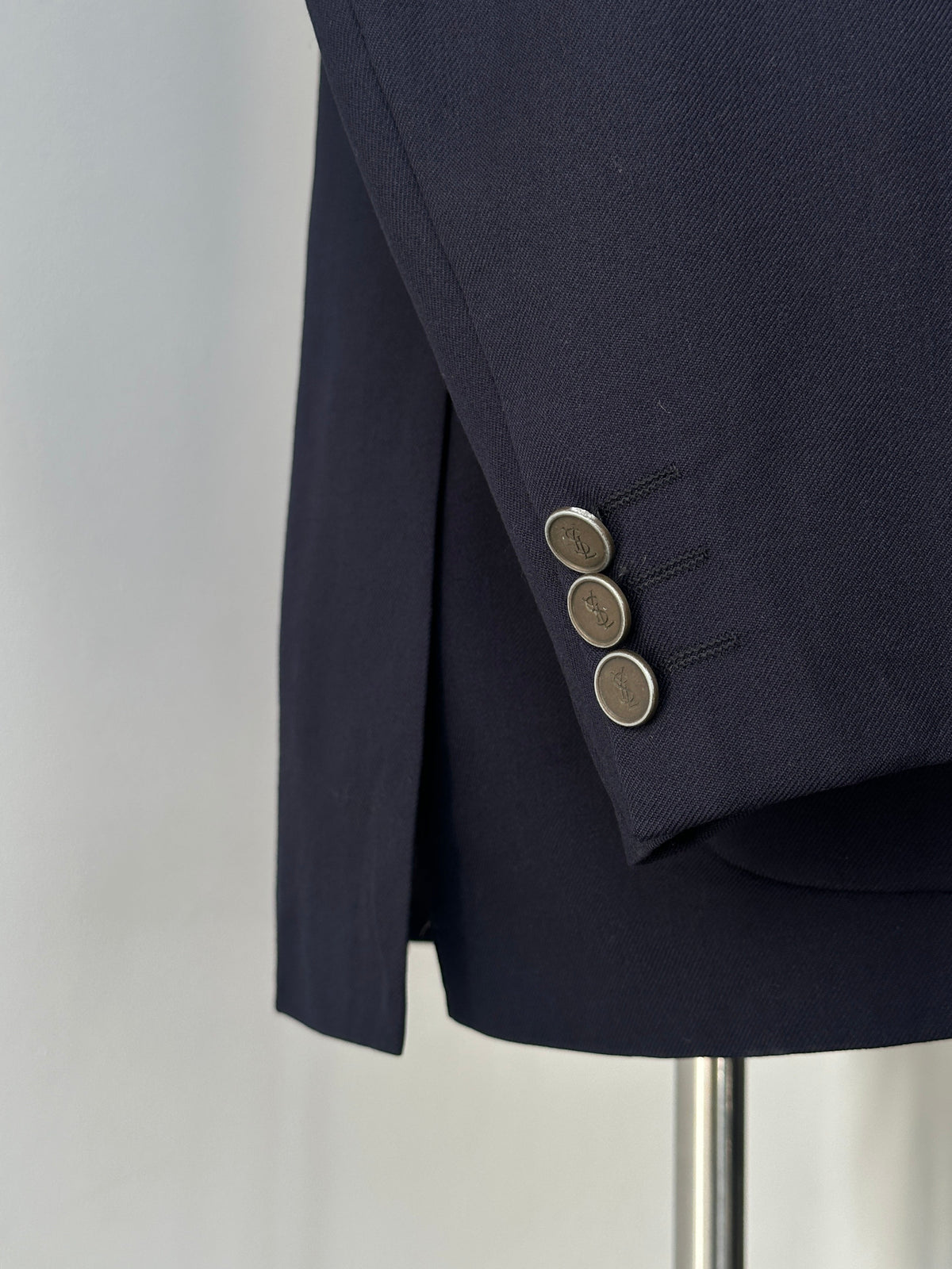 Yves Saint Laurent 1990s Pure Wool Bespoke Button Blazer - M