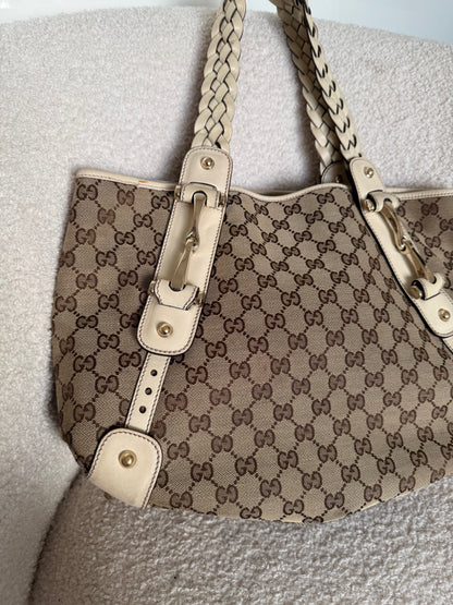 https://cdn.shopify.com/s/files/1/0812/5268/0004/files/83489DEA-B04C-48DE-8F17-401530437AF3.jpg?v=1769428773
