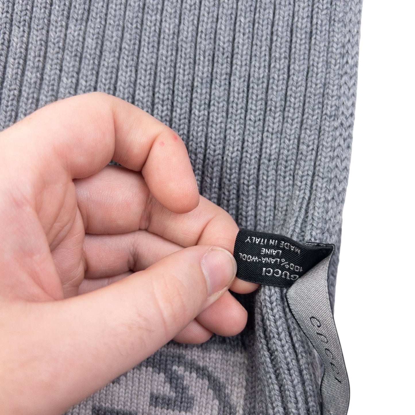 Vintage Gucci Ribbed Knit Wool Scarf