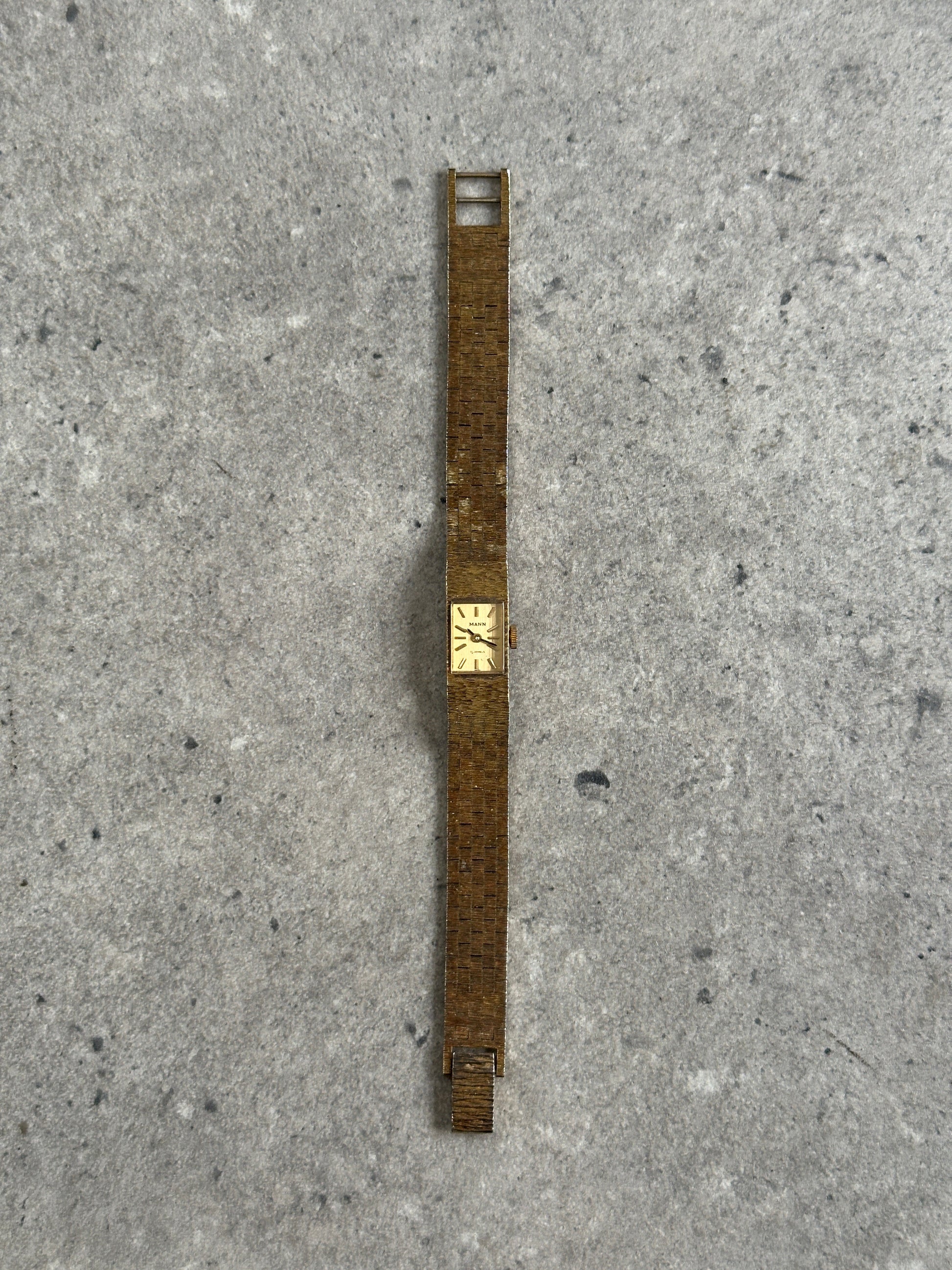 Mann 1970s Swiss 17 Jewel Mechanical Bracelet Watch