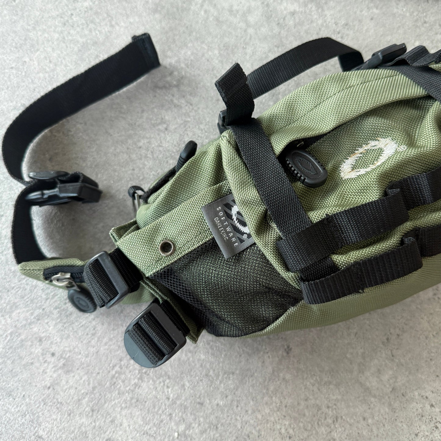 Oakley Software 2000s technical utility cross body bag (12”x8”)