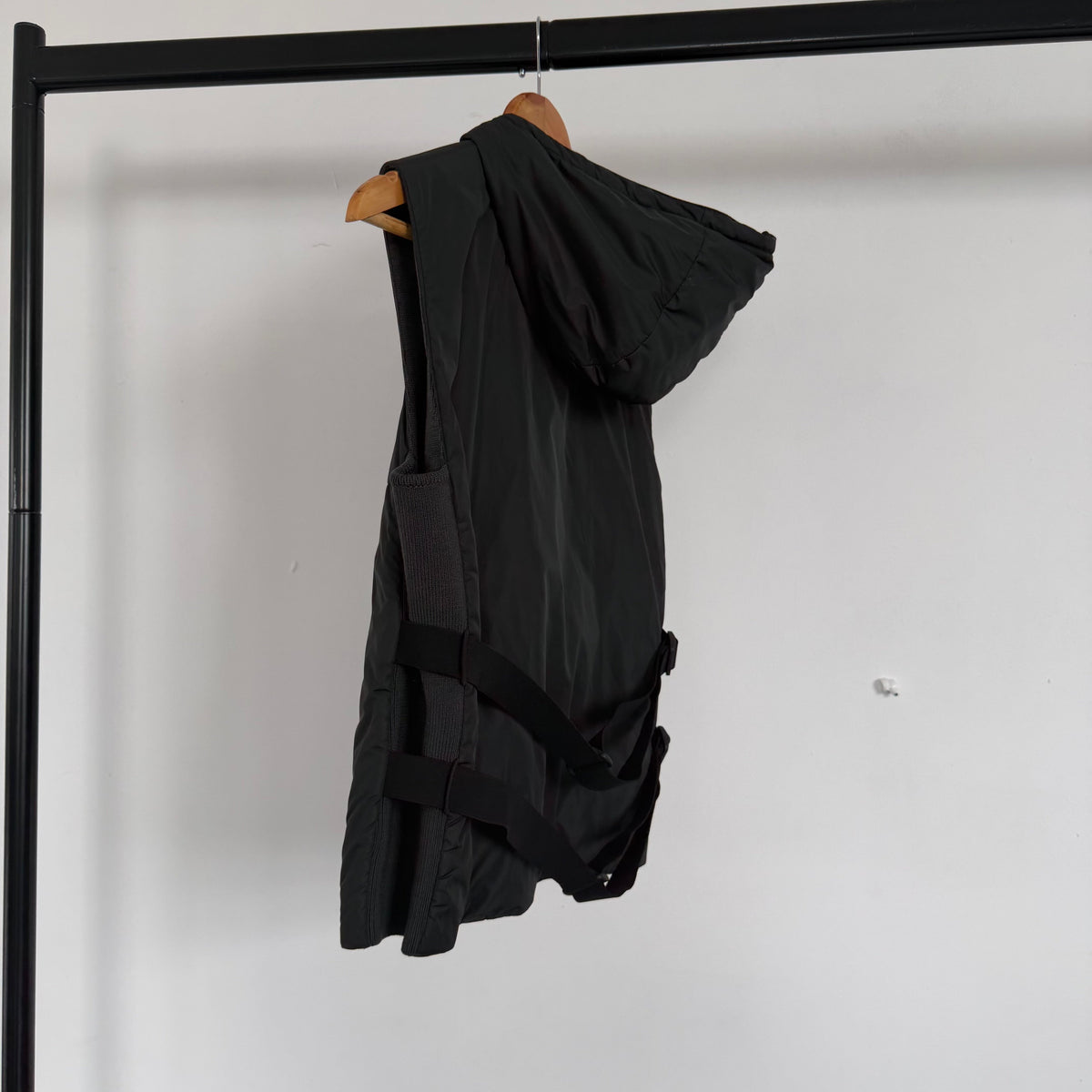 ss2000 prada sport bondage gilet | O/S, Red