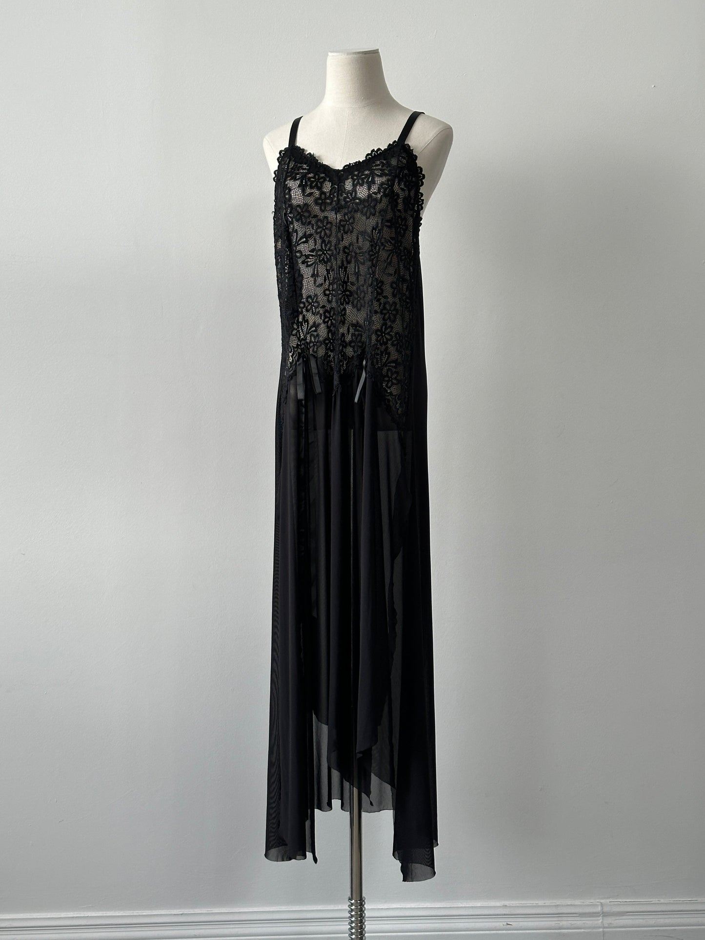 Vintage 2000s Lace Split Front Sheer Floor Length Dress - M-XL