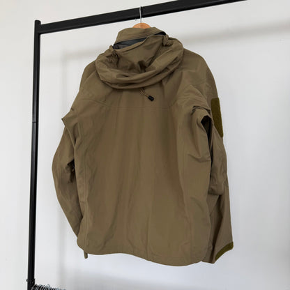 arc’teryx leaf gen one khaki green goretex windbreaker | O/S, Green