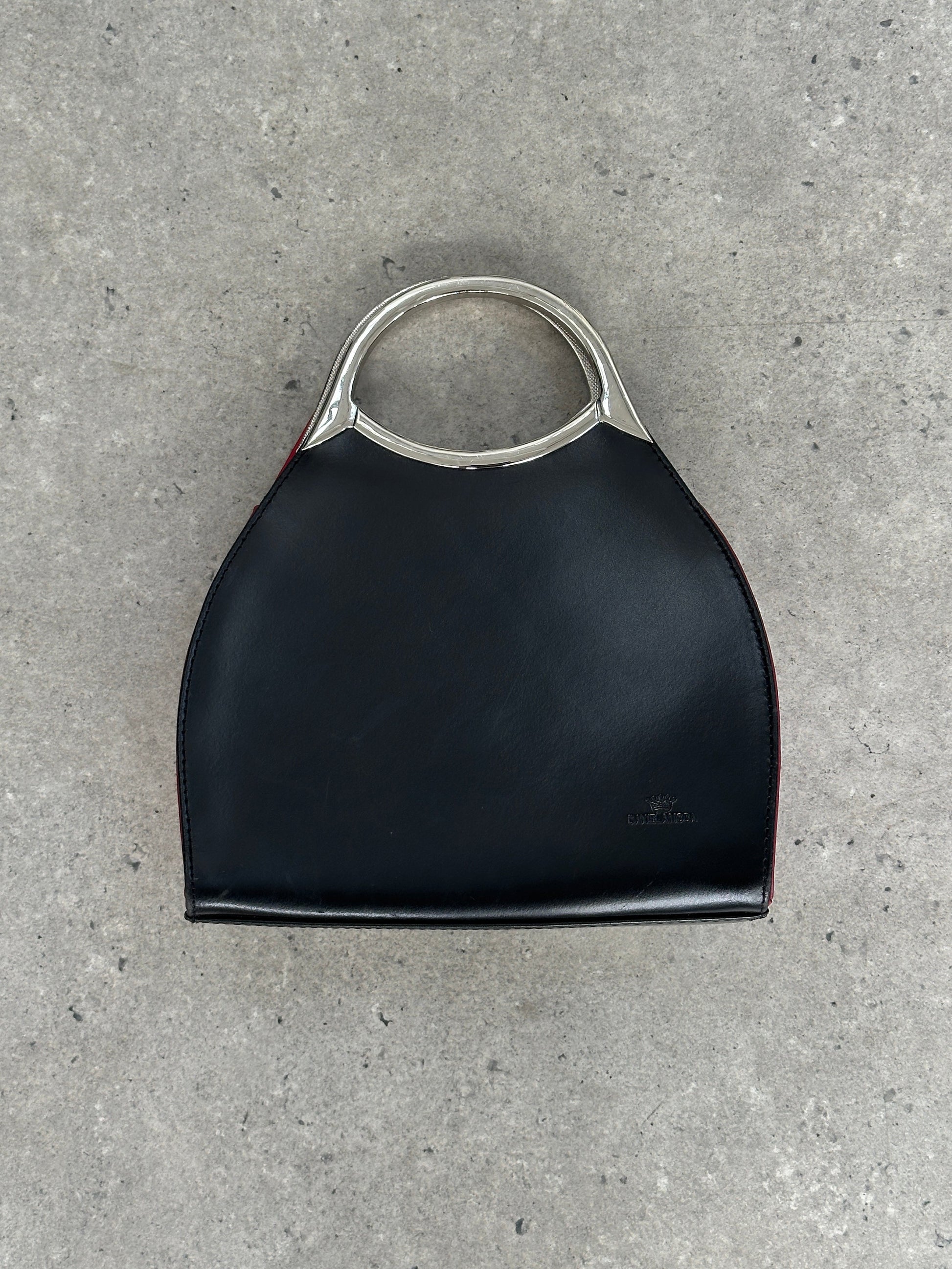 Italian Vintage 2000s Leather Hand Bag