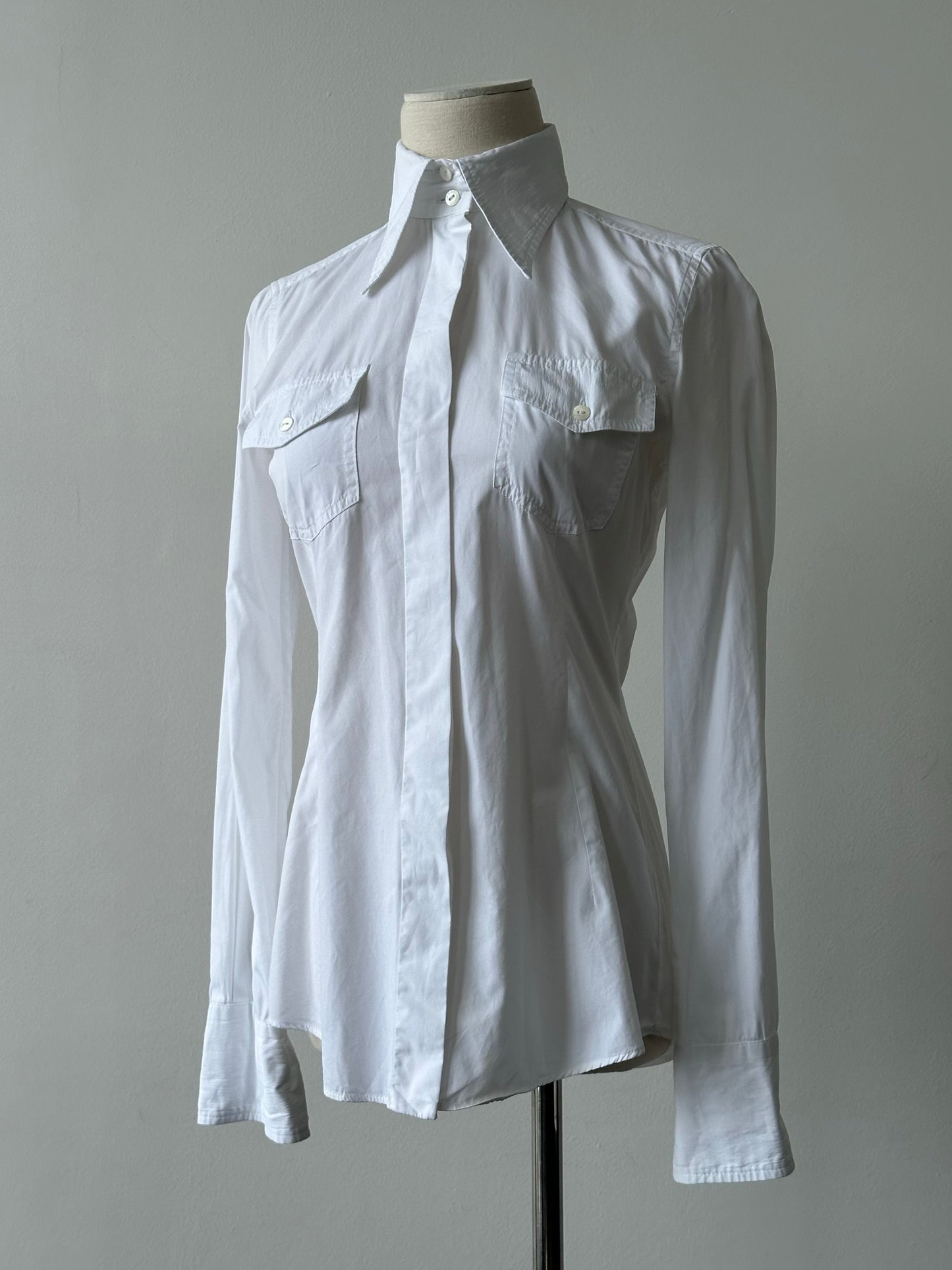 Dolce & Gabbana 2000s Dagger Collar Fitted Shirt - XS