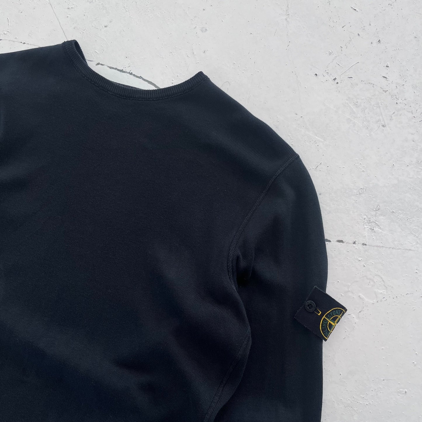 ss2002 stone island crewneck | Black, Black