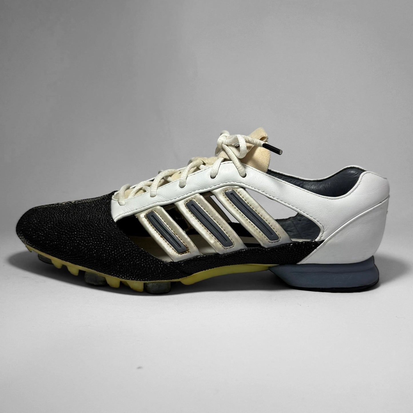 Adidas Y3 Track & Field ‘Stingray’ (2004)