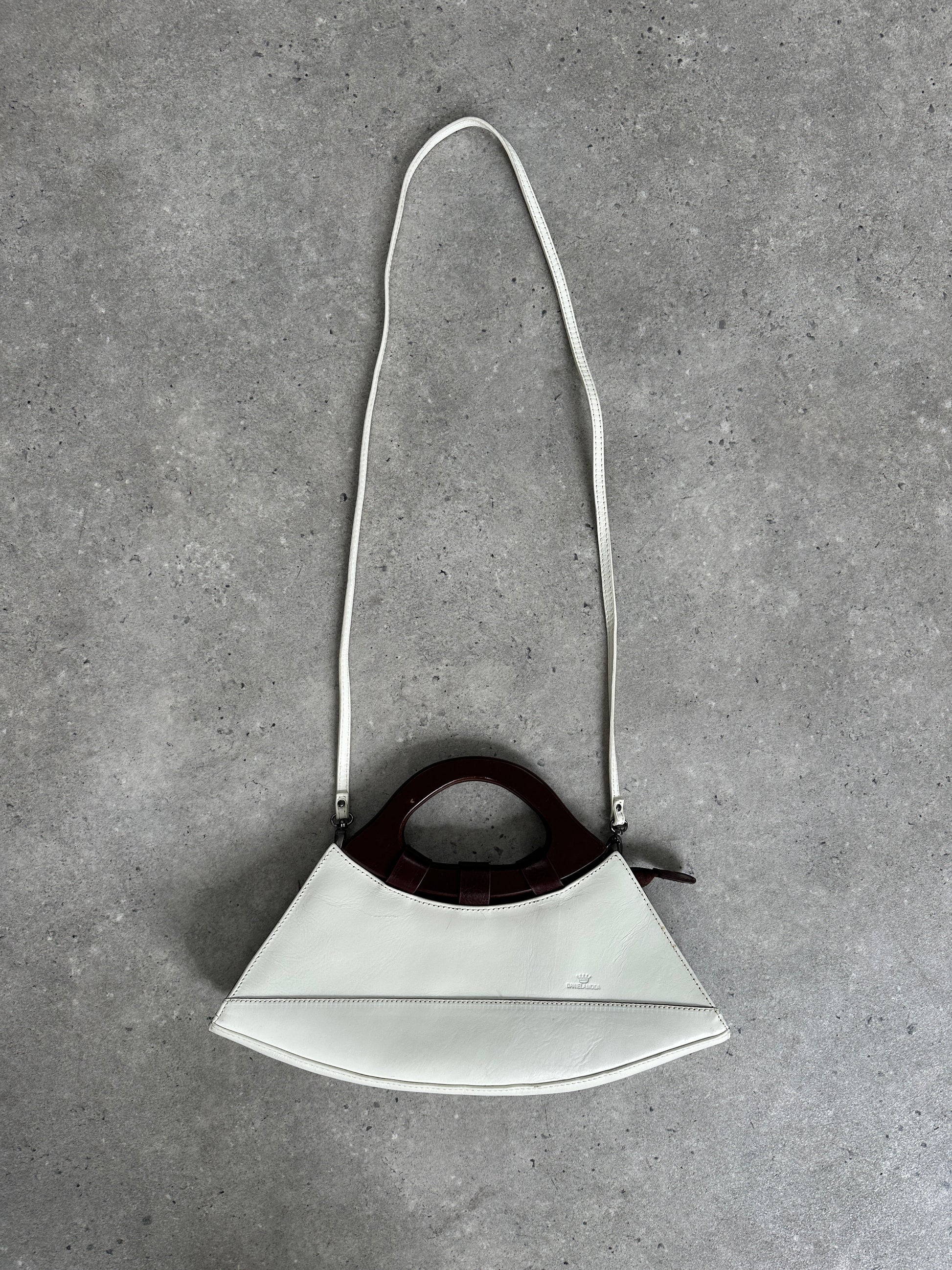 Italian Vintage 1990s Leather Crossbody Bag
