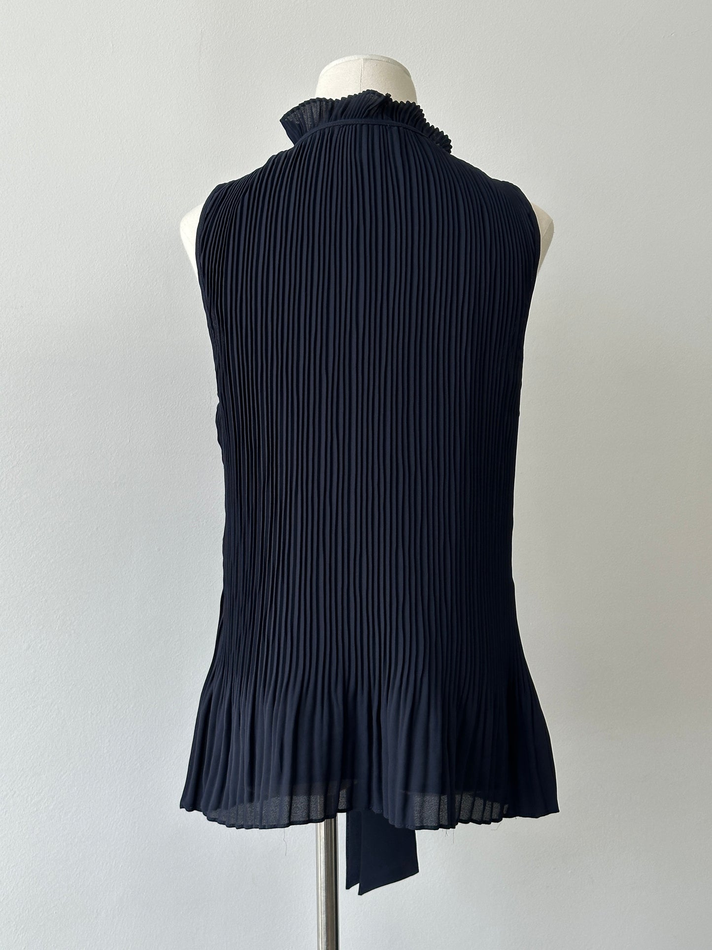 DKNY 2000s Pleated Sleeveless Tie Top - L