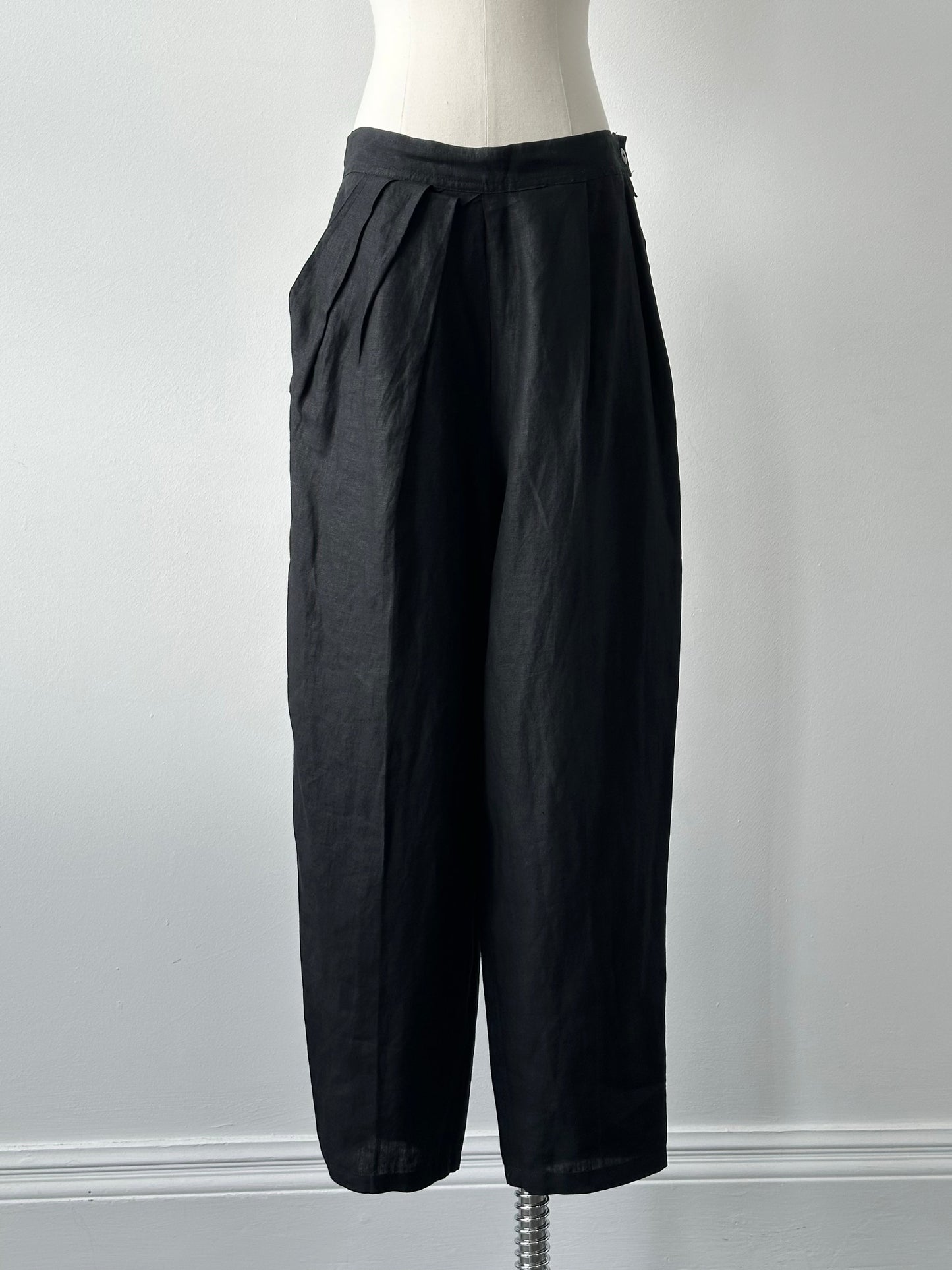 Max Mara 1990s Pure Linen Pleated Trousers - W28